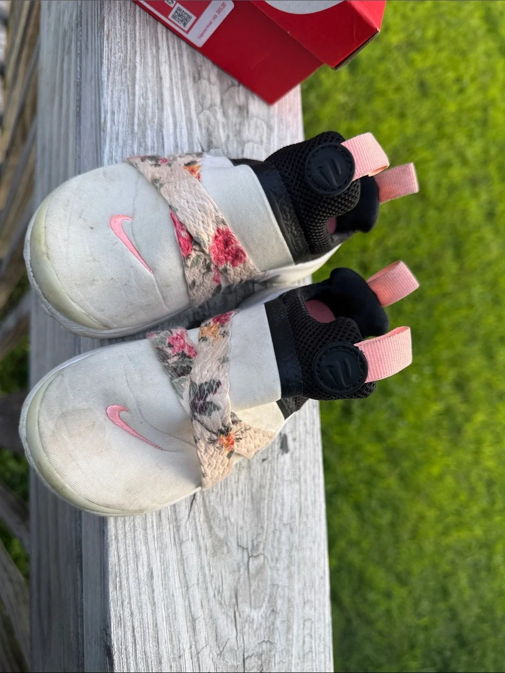 Nike Toddler Floral Strap Slip-On Sneakers in Cream and Pink